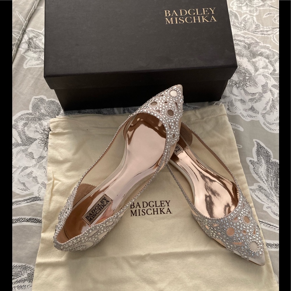 Badgley Mischka Gigi Flat